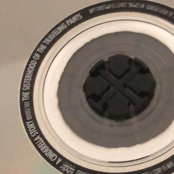 🎉 5/$15 🎉 A CINDERELLA STORY & THE SISTERHOOD OF THE TRAVELING  PANTS DVD - Picture 4 of 6